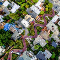 Lombard Street, San ...