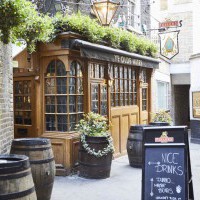 Ye Olde Mitre, Londo...