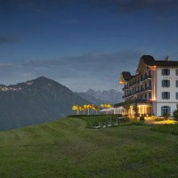 files/places/353/villa-honegg-aussenpool.jpg.1150x0_q85-855x570.jpg